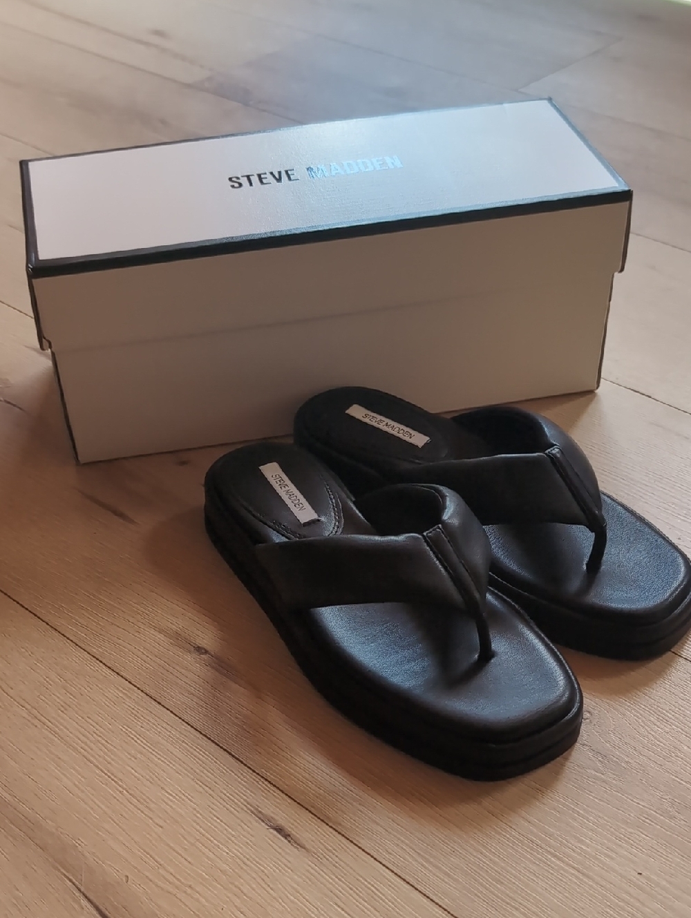 Steve Madden Bella - Size 7.5 M - Original Price $99.00